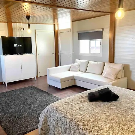Montana Vila *